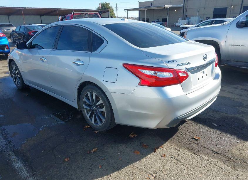 Photo 3 of 2017 Nissan Altima 2.5 SL (VIN 1N4AL3AP7HC293758)