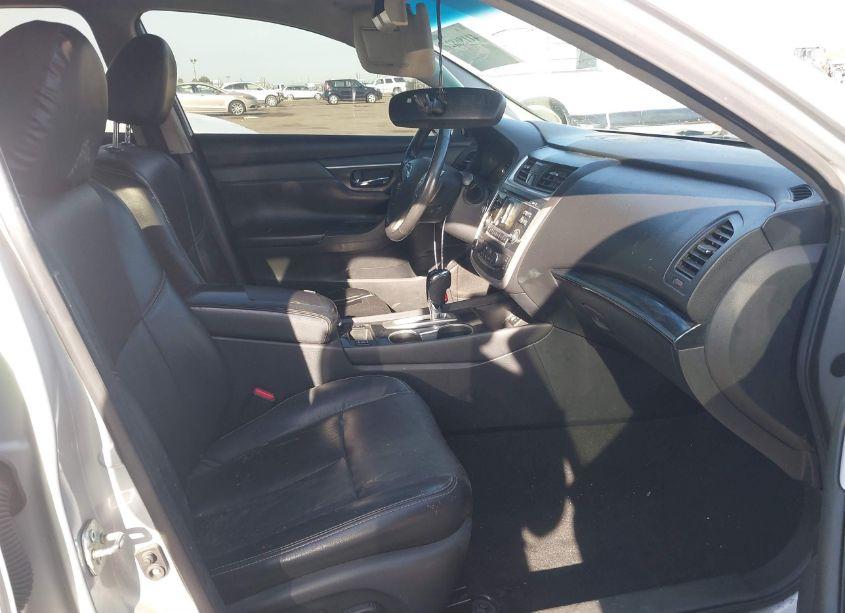 Photo 5 of 2017 Nissan Altima 2.5 SL (VIN 1N4AL3AP7HC293758)