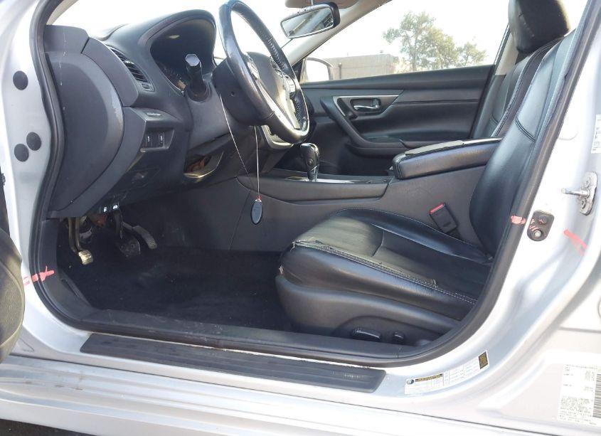 Photo 6 of 2017 Nissan Altima 2.5 SL (VIN 1N4AL3AP7HC293758)