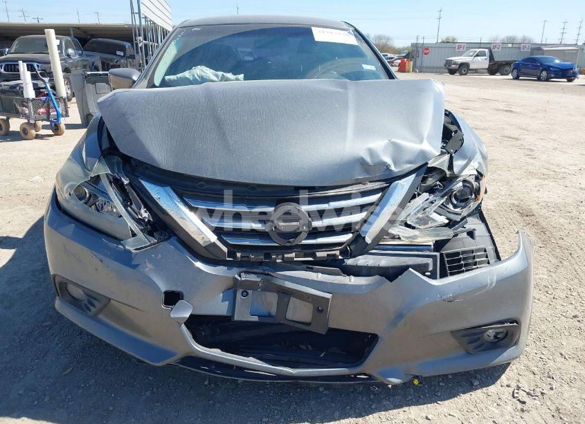 Photo 12 of 2017 Nissan Altima 2.5 SR (VIN 1N4AL3AP7HC294683)