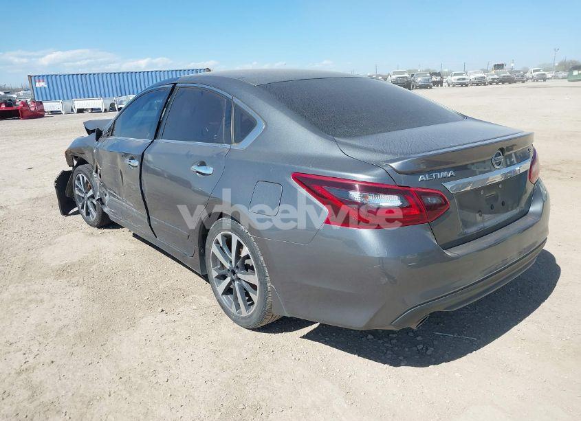 Photo 3 of 2017 Nissan Altima 2.5 SR (VIN 1N4AL3AP7HC294683)