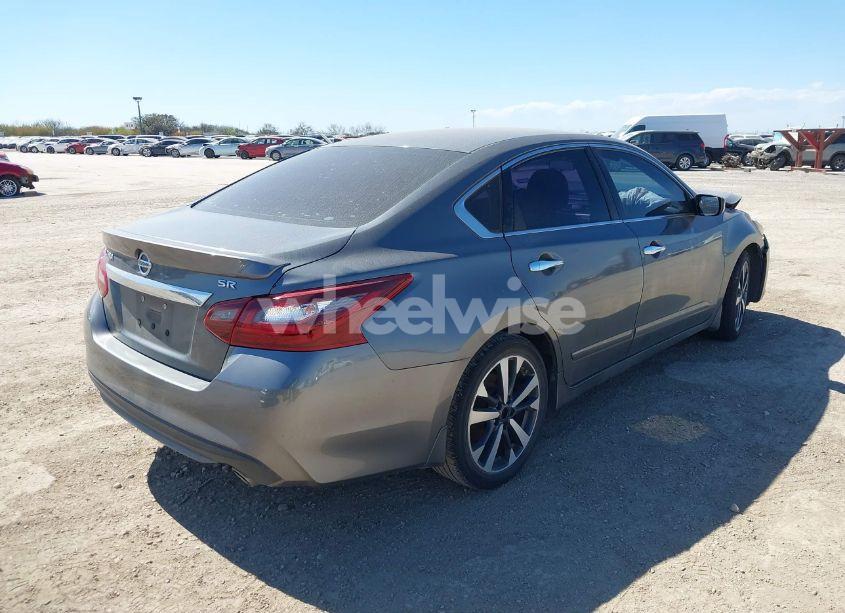 Photo 4 of 2017 Nissan Altima 2.5 SR (VIN 1N4AL3AP7HC294683)