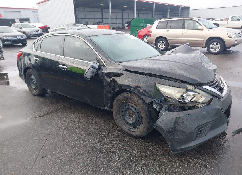 2017 Nissan Altima 2.5 S (VIN 1N4AL3AP7HC474598) main photo