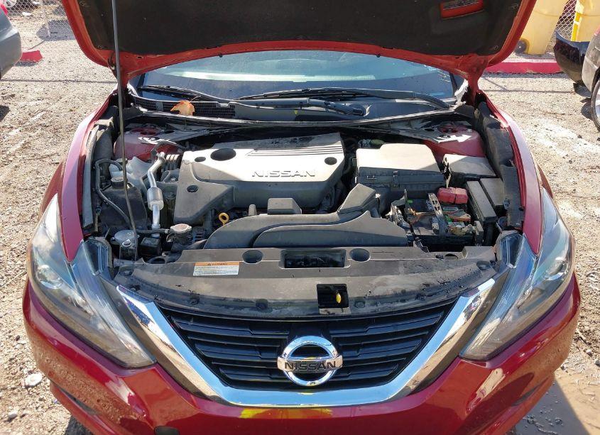 Photo 10 of 2017 Nissan Altima 2.5 SR (VIN 1N4AL3AP7HC476626)