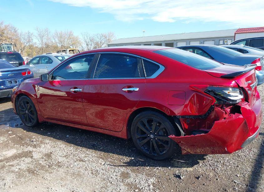 Photo 14 of 2017 Nissan Altima 2.5 SR (VIN 1N4AL3AP7HC476626)