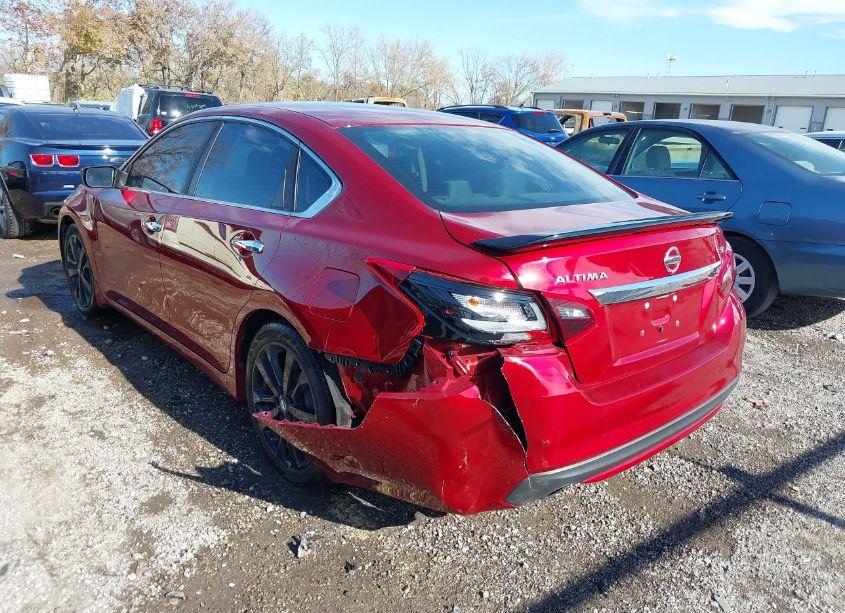Photo 3 of 2017 Nissan Altima 2.5 SR (VIN 1N4AL3AP7HC476626)