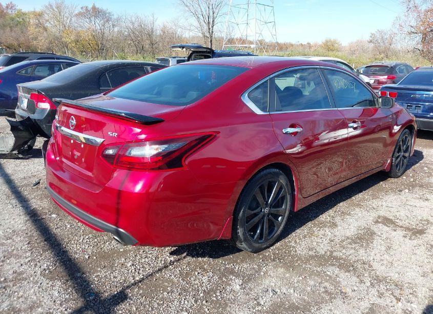 Photo 4 of 2017 Nissan Altima 2.5 SR (VIN 1N4AL3AP7HC476626)