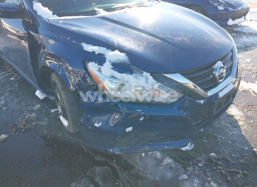 Photo 6 of 2017 Nissan Altima 2.5 SR (VIN 1N4AL3AP7HC483818)
