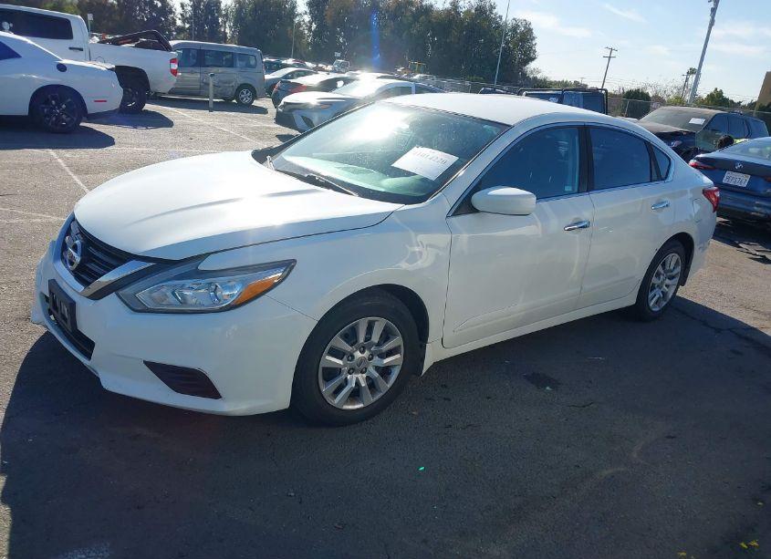 Photo 2 of 2017 Nissan Altima 2.5 S (VIN 1N4AL3AP7HN309235)