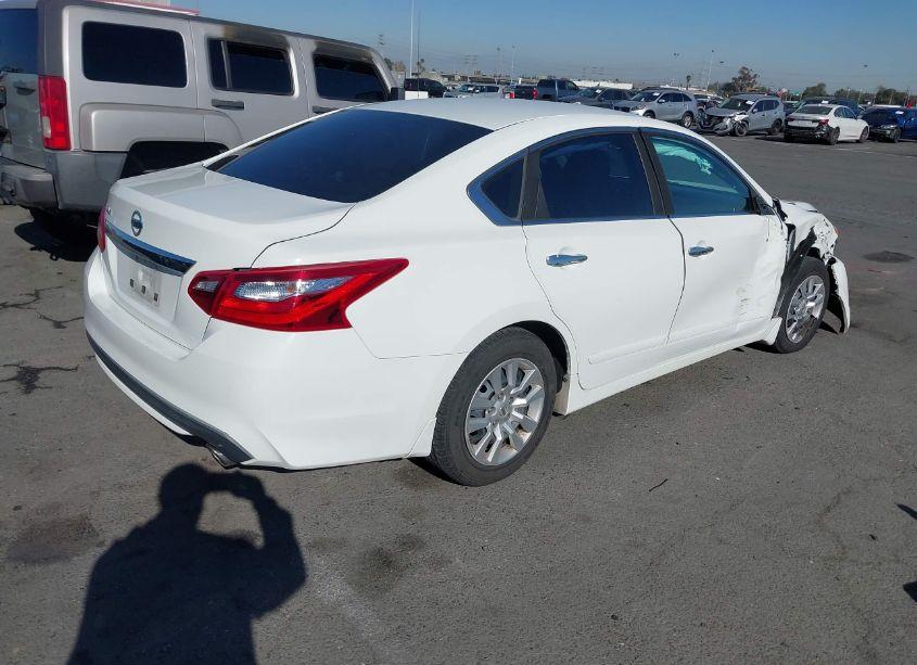 Photo 4 of 2017 Nissan Altima 2.5 S (VIN 1N4AL3AP7HN309235)