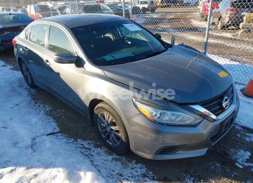 2017 Nissan Altima 2.5 S (VIN 1N4AL3AP7HN316346) main photo