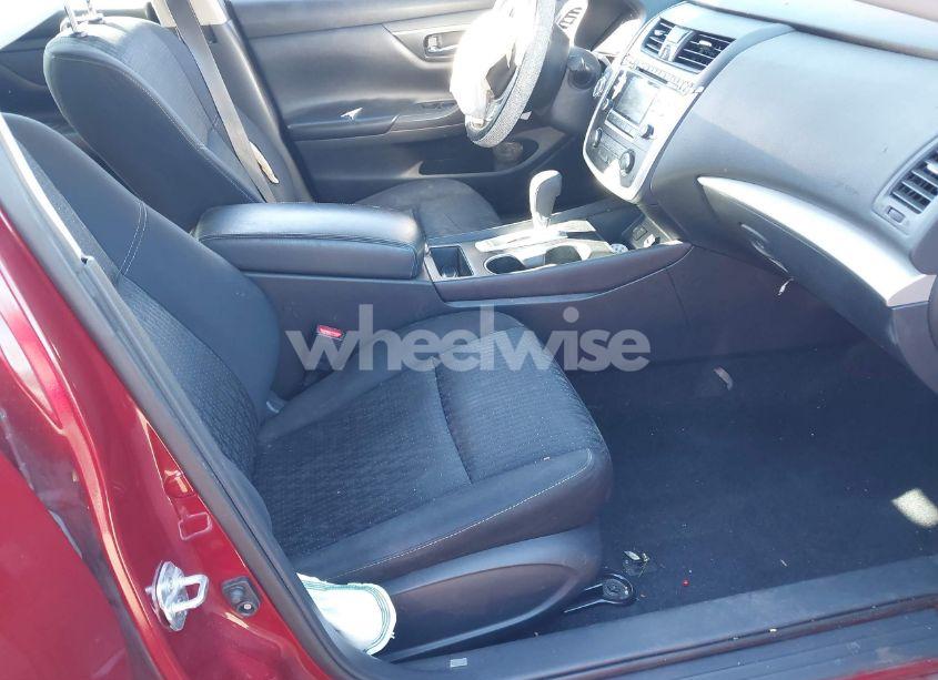 Photo 5 of 2017 Nissan Altima 2.5 S (VIN 1N4AL3AP7HN322261)