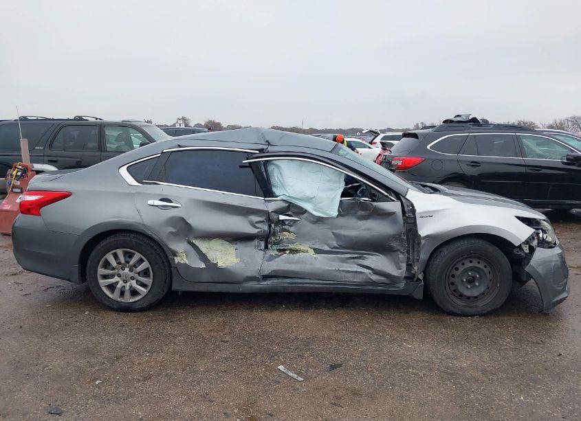 Photo 12 of 2017 Nissan Altima 2.5 S (VIN 1N4AL3AP7HN326908)