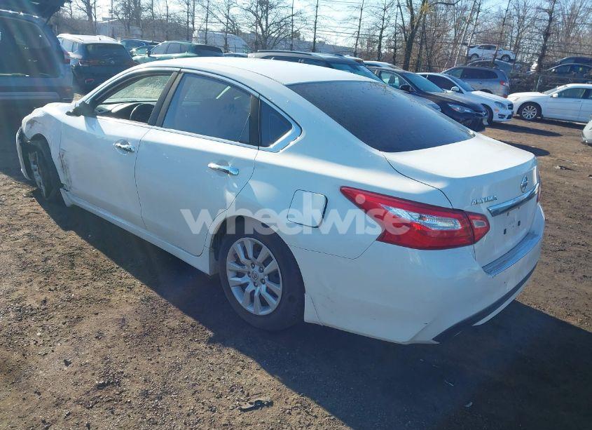 Photo 3 of 2017 Nissan Altima 2.5 S (VIN 1N4AL3AP7HN331137)