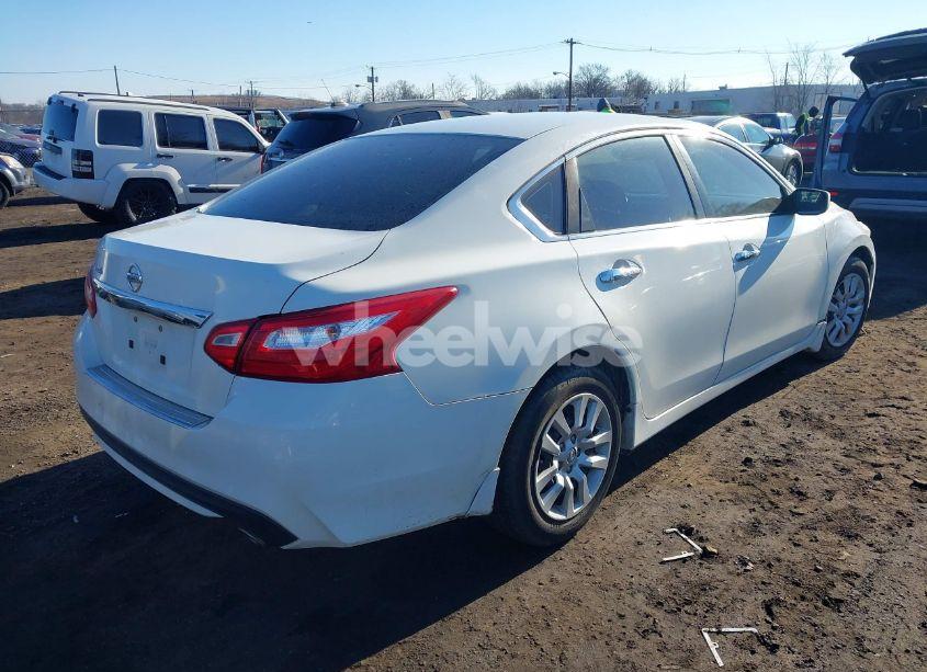 Photo 4 of 2017 Nissan Altima 2.5 S (VIN 1N4AL3AP7HN331137)