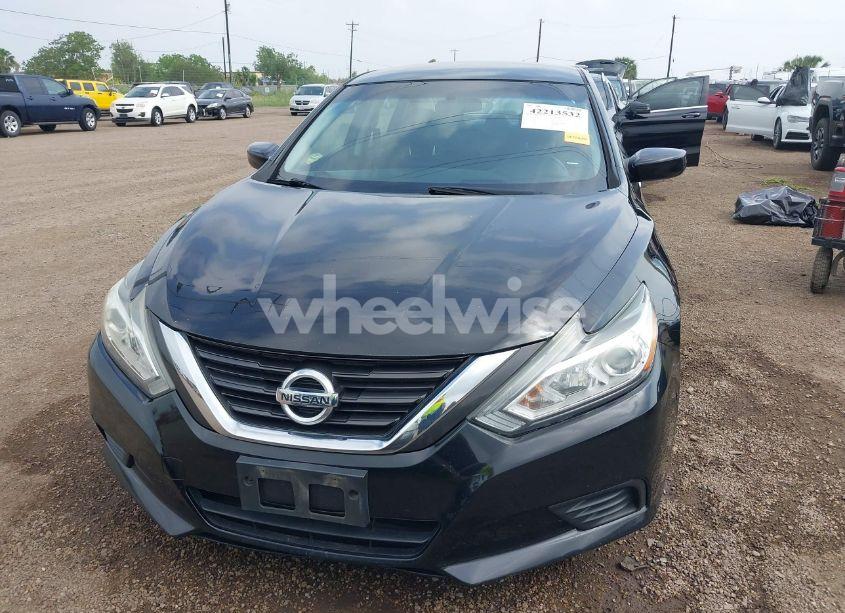 Photo 13 of 2017 Nissan Altima 2.5 S (VIN 1N4AL3AP7HN333213)