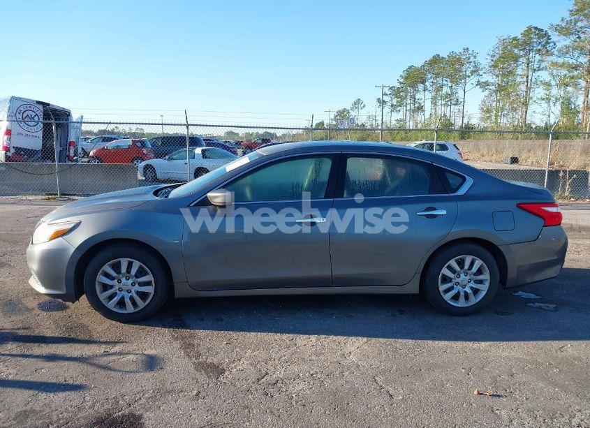 Photo 14 of 2017 Nissan Altima 2.5 S (VIN 1N4AL3AP7HN337553)