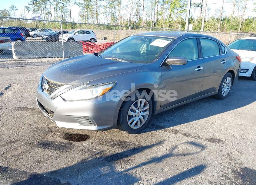 Photo 2 of 2017 Nissan Altima 2.5 S (VIN 1N4AL3AP7HN337553)
