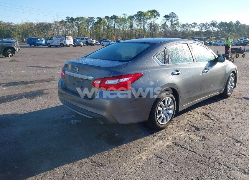 Photo 4 of 2017 Nissan Altima 2.5 S (VIN 1N4AL3AP7HN337553)