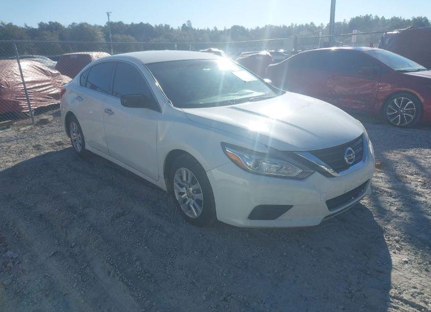 2017 Nissan Altima 2.5 S (VIN 1N4AL3AP7HN340548) main photo