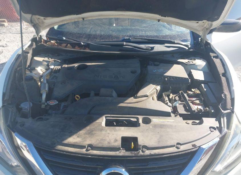 Photo 10 of 2017 Nissan Altima 2.5 S (VIN 1N4AL3AP7HN340548)