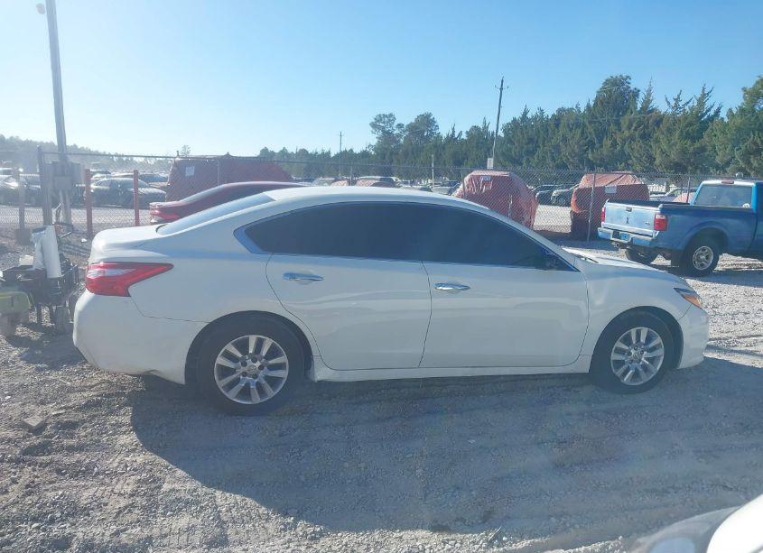 Photo 13 of 2017 Nissan Altima 2.5 S (VIN 1N4AL3AP7HN340548)