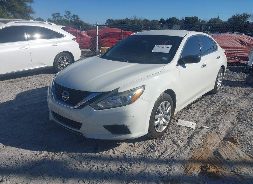 Photo 2 of 2017 Nissan Altima 2.5 S (VIN 1N4AL3AP7HN340548)