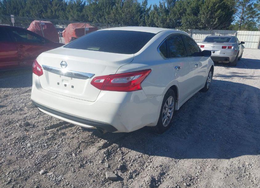 Photo 4 of 2017 Nissan Altima 2.5 S (VIN 1N4AL3AP7HN340548)