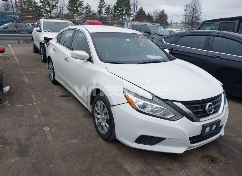 2017 Nissan Altima 2.5 S (VIN 1N4AL3AP7HN342414) main photo