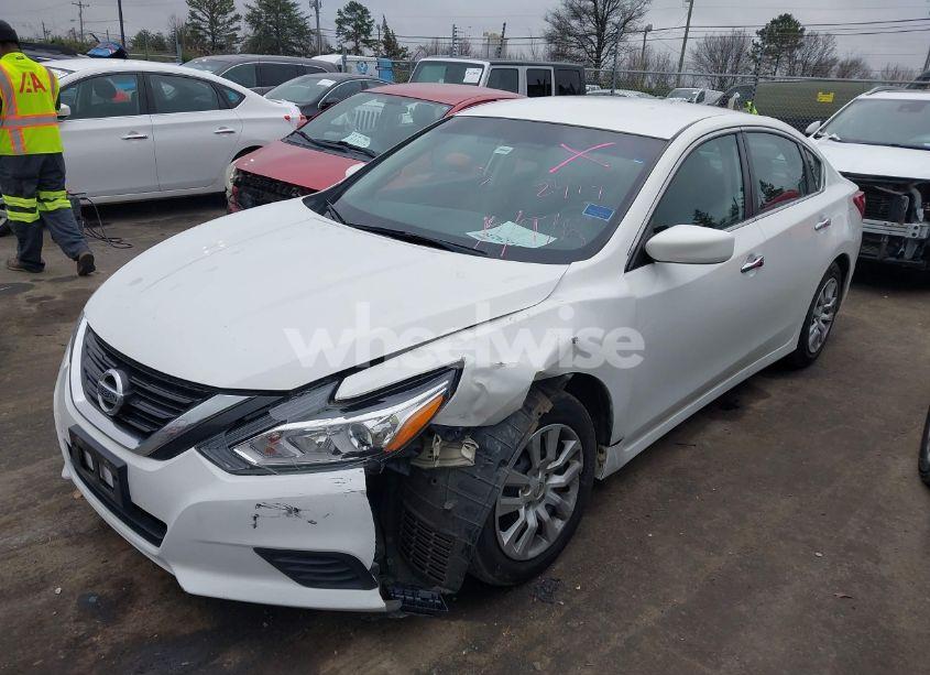 Photo 2 of 2017 Nissan Altima 2.5 S (VIN 1N4AL3AP7HN342414)