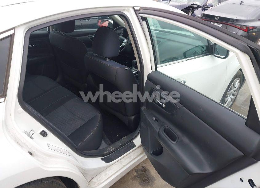 Photo 8 of 2017 Nissan Altima 2.5 S (VIN 1N4AL3AP7HN342414)