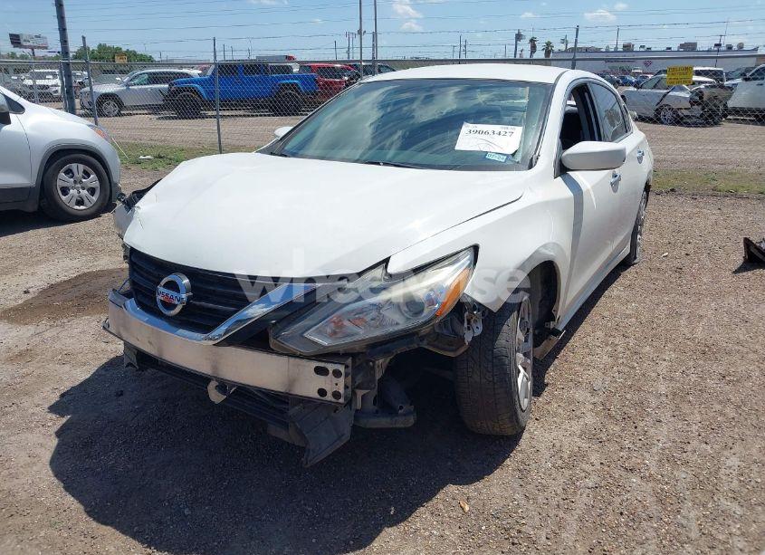 Photo 2 of 2017 Nissan Altima 2.5 S (VIN 1N4AL3AP7HN345717)