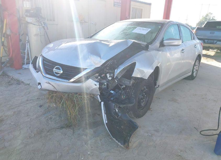 Photo 6 of 2017 Nissan Altima 2.5 S (VIN 1N4AL3AP7HN350979)