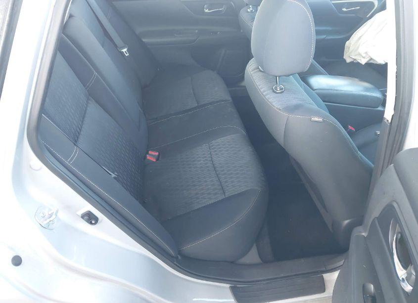 Photo 8 of 2017 Nissan Altima 2.5 S (VIN 1N4AL3AP7HN350979)