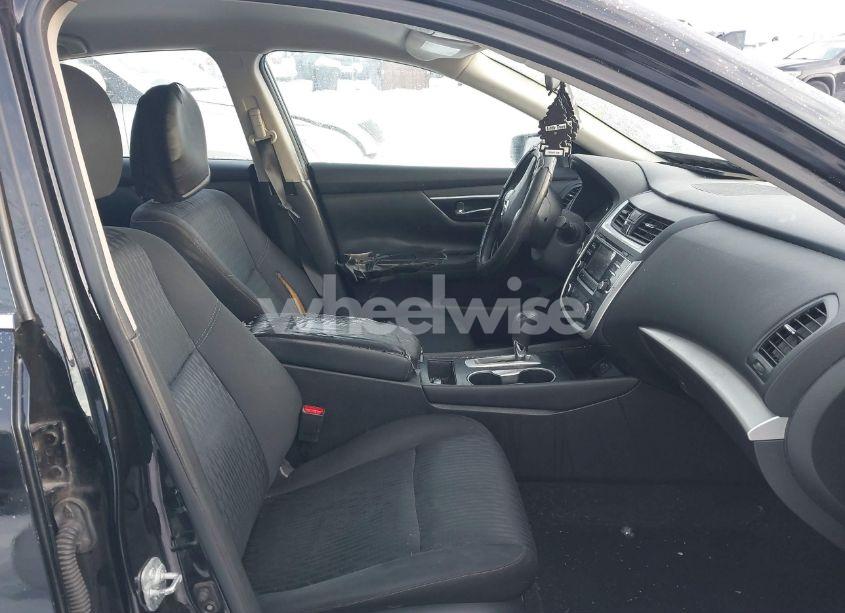 Photo 5 of 2017 Nissan Altima 2.5 S (VIN 1N4AL3AP7HN363649)