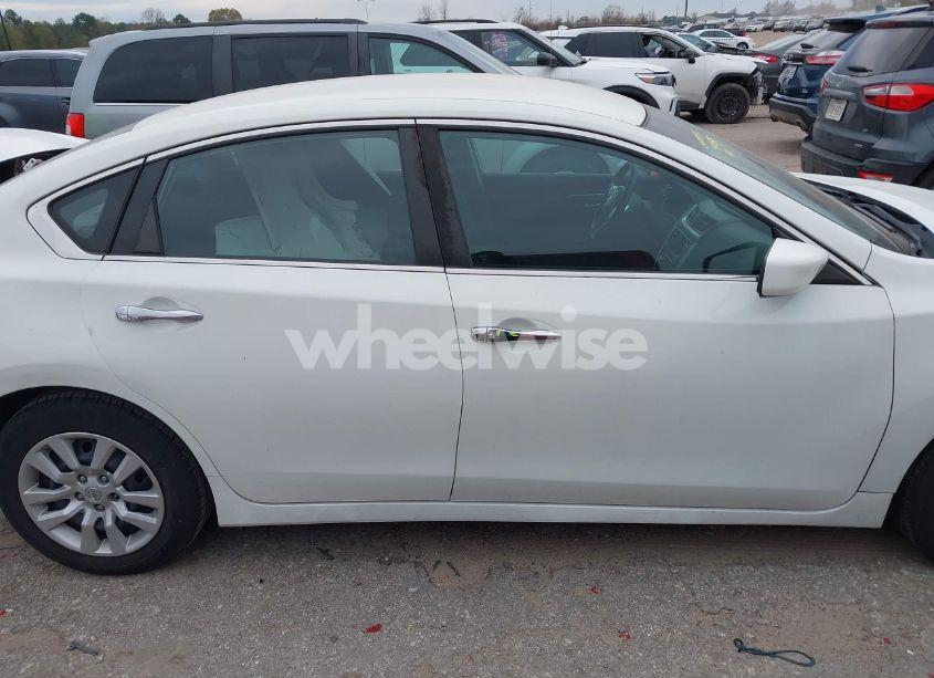 Photo 13 of 2018 Nissan Altima 2.5 S (VIN 1N4AL3AP7JC109943)