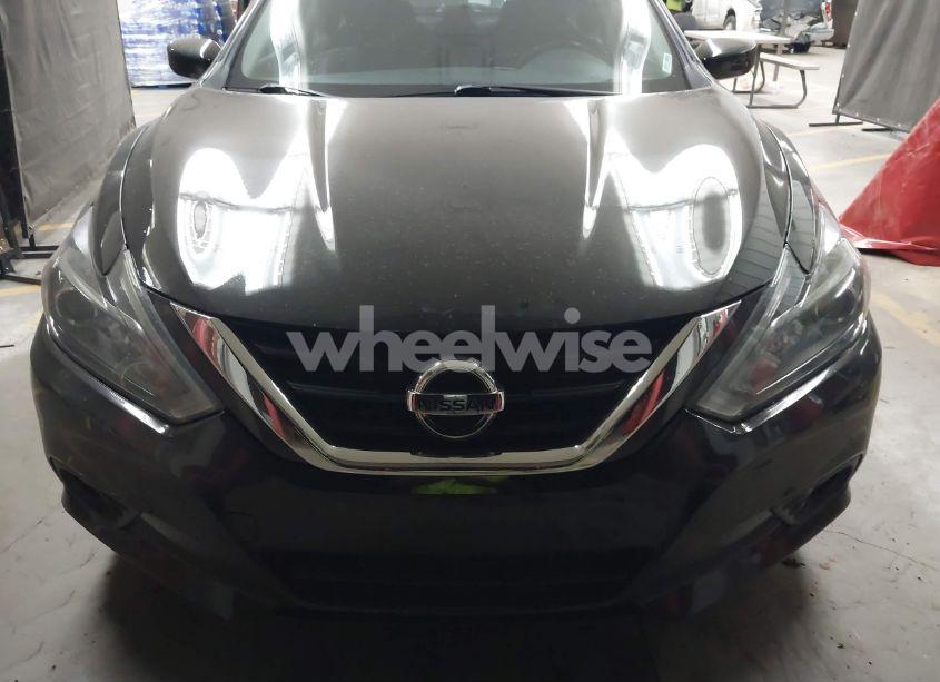 Photo 12 of 2018 Nissan Altima 2.5 SR (VIN 1N4AL3AP7JC114298)