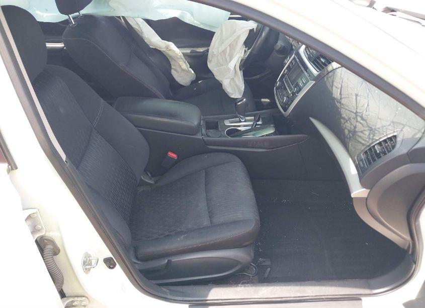 Photo 5 of 2018 Nissan Altima 2.5 SV (VIN 1N4AL3AP7JC119128)