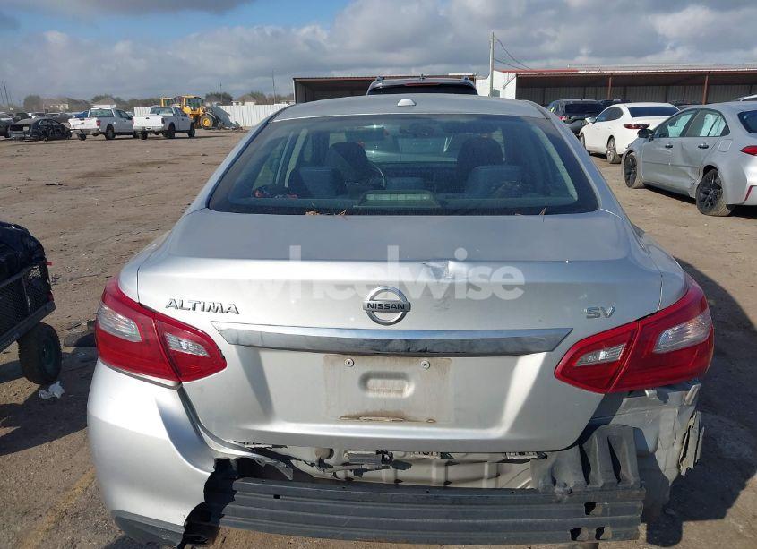 Photo 16 of 2018 Nissan Altima 2.5 SV (VIN 1N4AL3AP7JC126967)