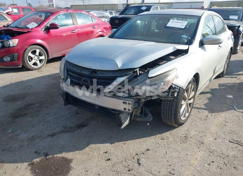 Photo 2 of 2018 Nissan Altima 2.5 SV (VIN 1N4AL3AP7JC126967)