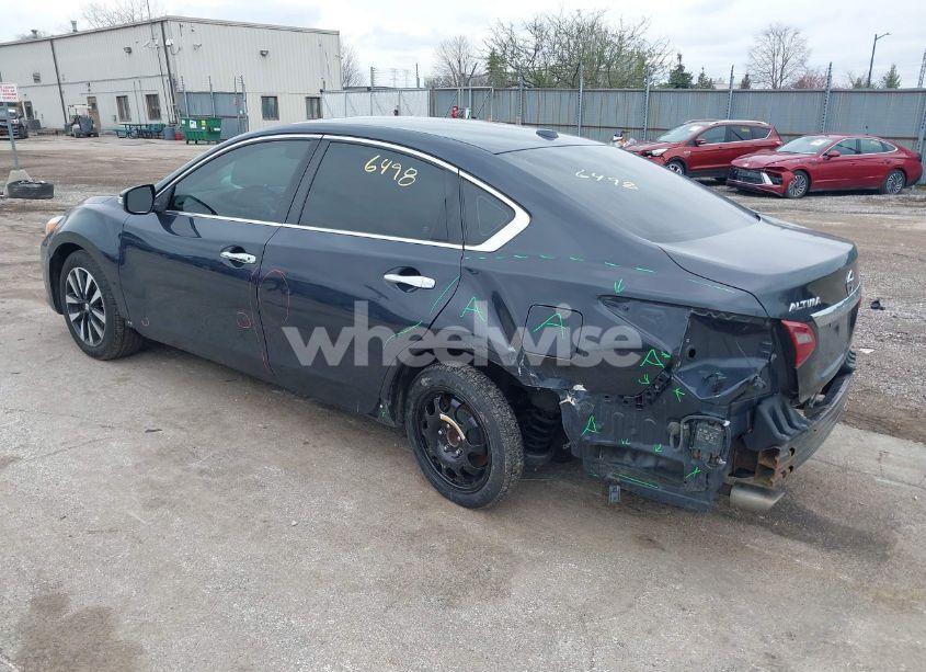 Photo 3 of 2018 Nissan Altima 2.5 SL (VIN 1N4AL3AP7JC128279)