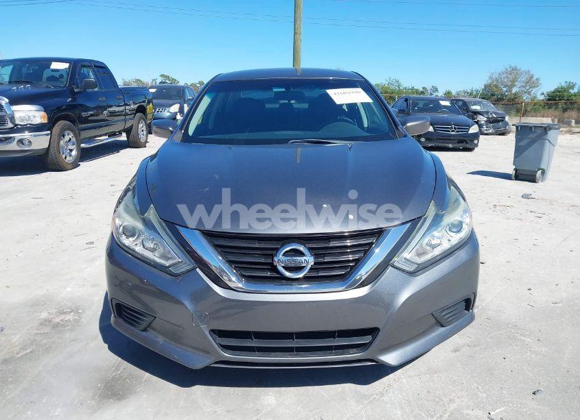 Photo 12 of 2018 Nissan Altima 2.5 S (VIN 1N4AL3AP7JC146670)