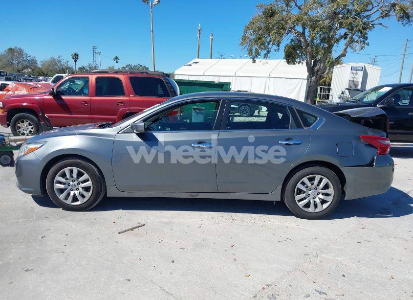 Photo 14 of 2018 Nissan Altima 2.5 S (VIN 1N4AL3AP7JC146670)