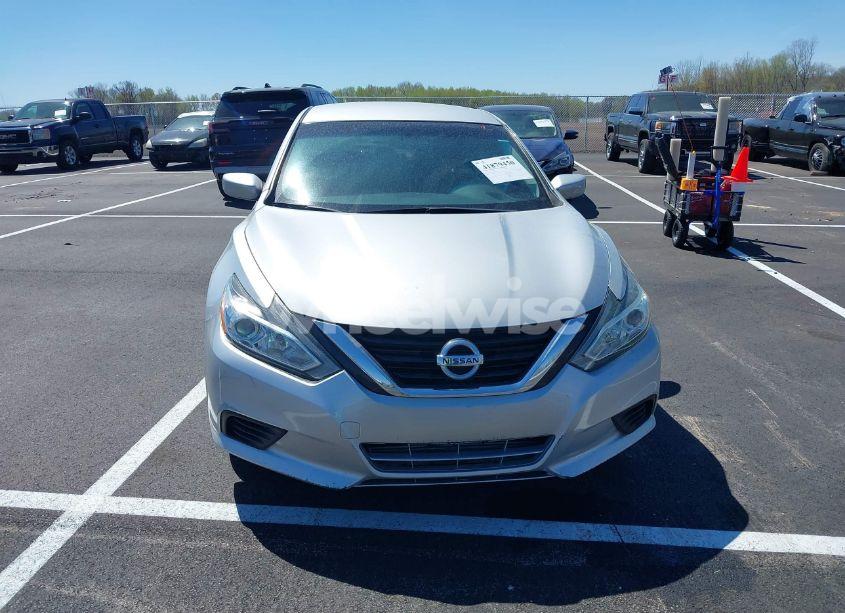 Photo 12 of 2018 Nissan Altima 2.5 S (VIN 1N4AL3AP7JC147656)