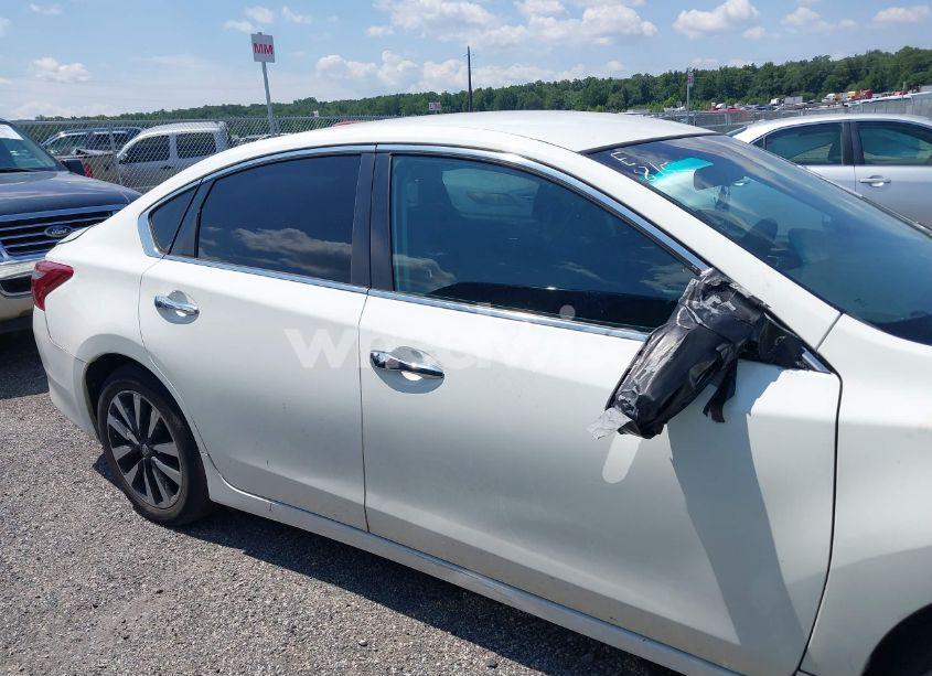 Photo 13 of 2018 Nissan Altima 2.5/S/SV/SL/SR (VIN 1N4AL3AP7JC159368)