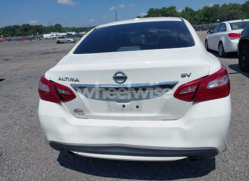 Photo 16 of 2018 Nissan Altima 2.5/S/SV/SL/SR (VIN 1N4AL3AP7JC159368)