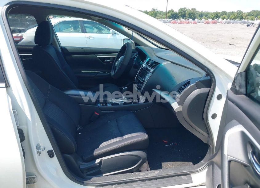 Photo 5 of 2018 Nissan Altima 2.5/S/SV/SL/SR (VIN 1N4AL3AP7JC159368)