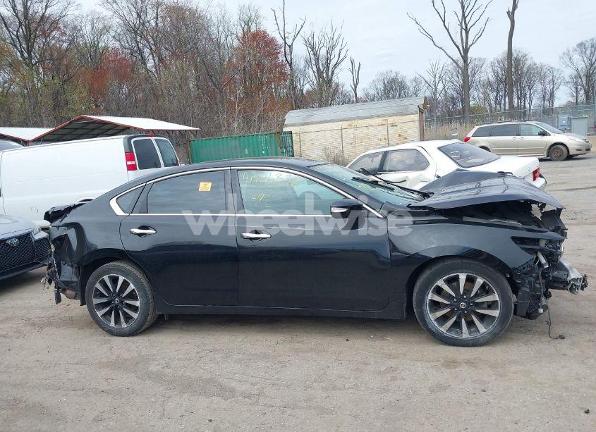 Photo 12 of 2018 Nissan Altima 2.5 SL (VIN 1N4AL3AP7JC182231)