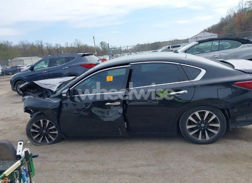 Photo 13 of 2018 Nissan Altima 2.5 SL (VIN 1N4AL3AP7JC182231)