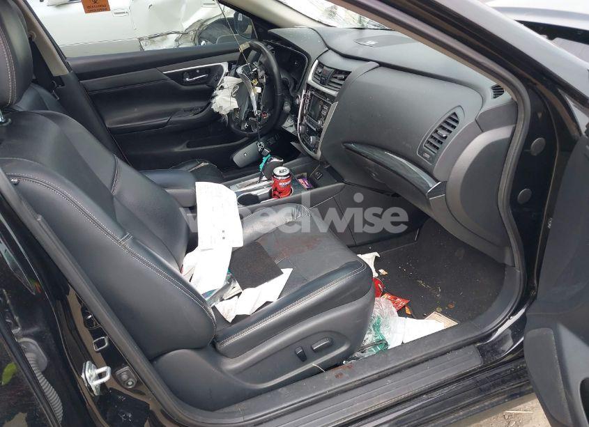 Photo 5 of 2018 Nissan Altima 2.5 SL (VIN 1N4AL3AP7JC182231)